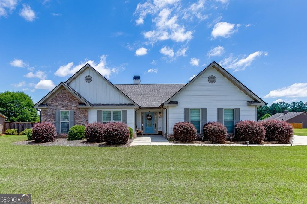 818 Bradmore Court Hoschton GA