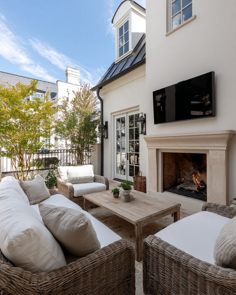 discover-sterling-on-the-lake-a-timeless-real-estate-opportunity-in-flowery-branch