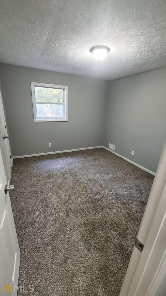 209 Mill Ridge Court Lawrenceville - 7
