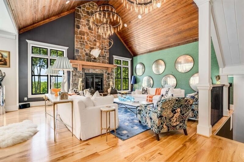 254 Nicholson Road Blue Ridge - 19