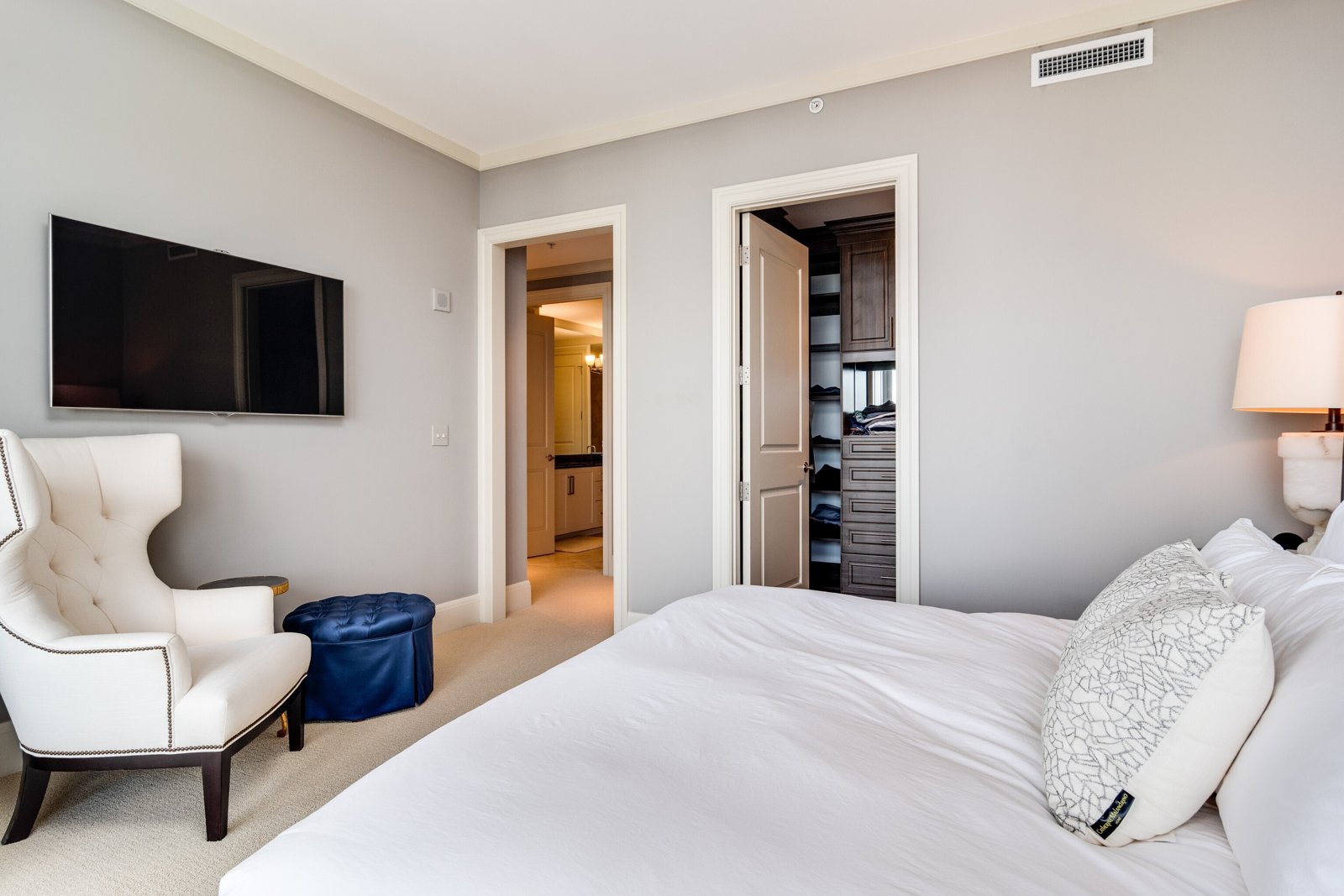 3344 Peachtree Road Atlanta - 23