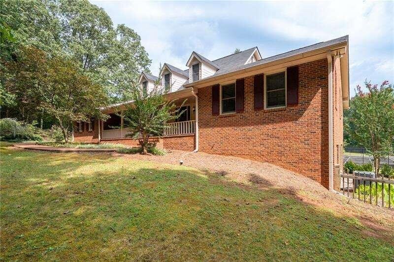 1827 Lost Mountain Road Powder Springs - 2