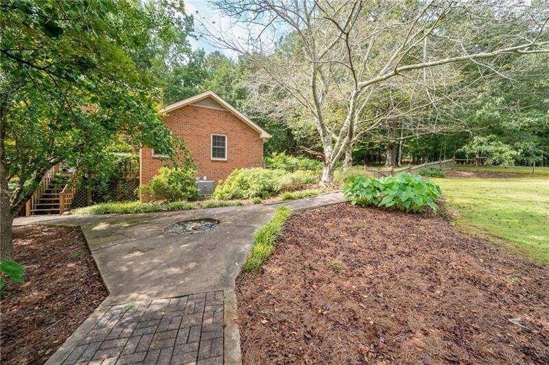 1827 Lost Mountain Road Powder Springs - 46
