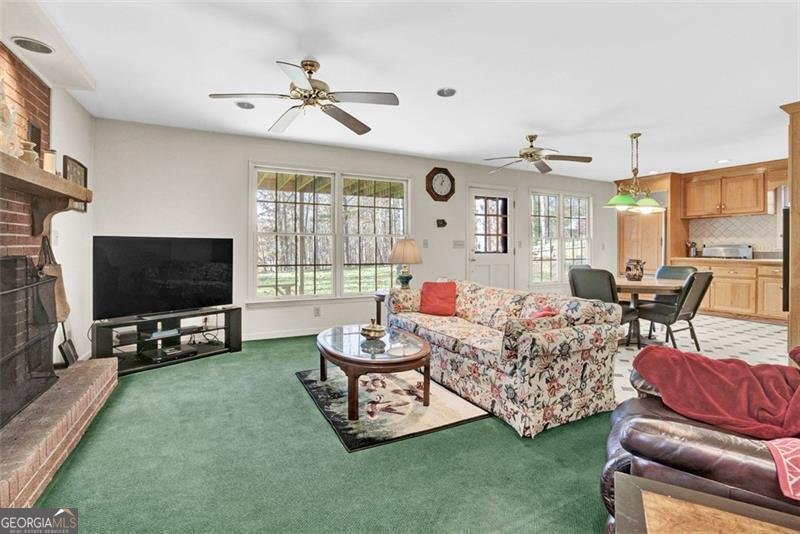 6409 EVA Road Flowery Branch - 31