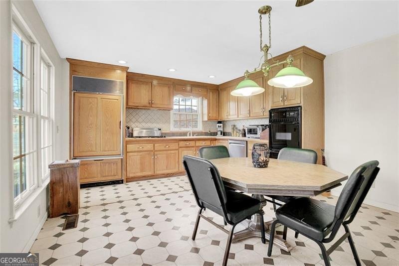6409 EVA Road Flowery Branch - 34