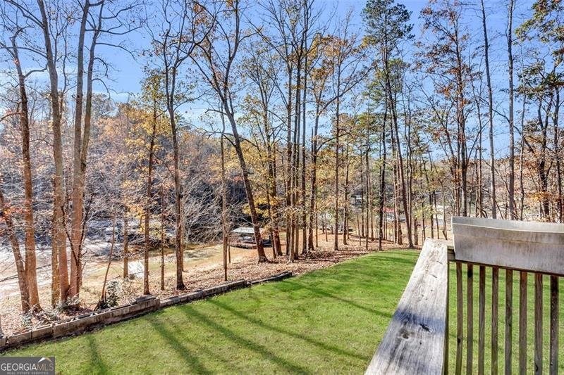 6409 EVA Road Flowery Branch - 38
