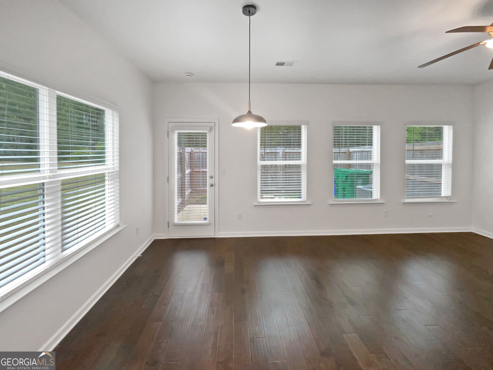 3513 Lakeview Creek Lithonia - 5