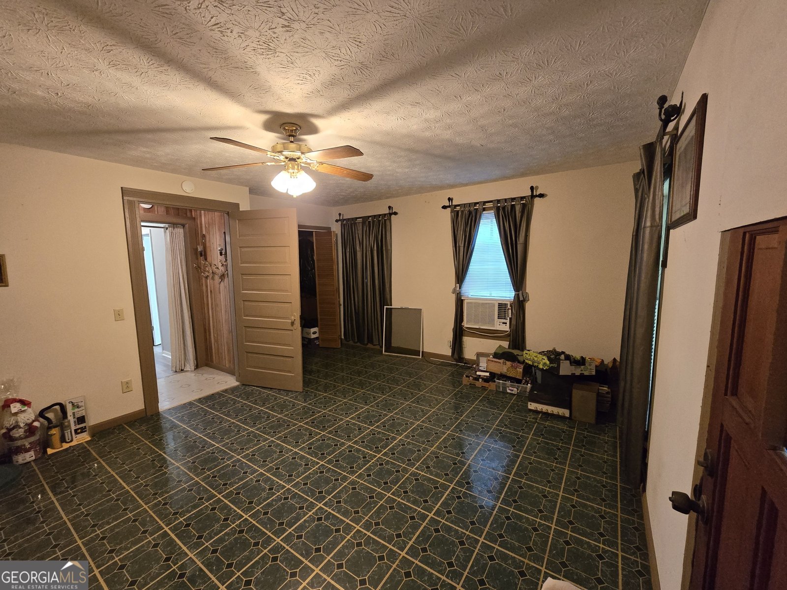11953 Henderson Mountain Road Fairmount - 44