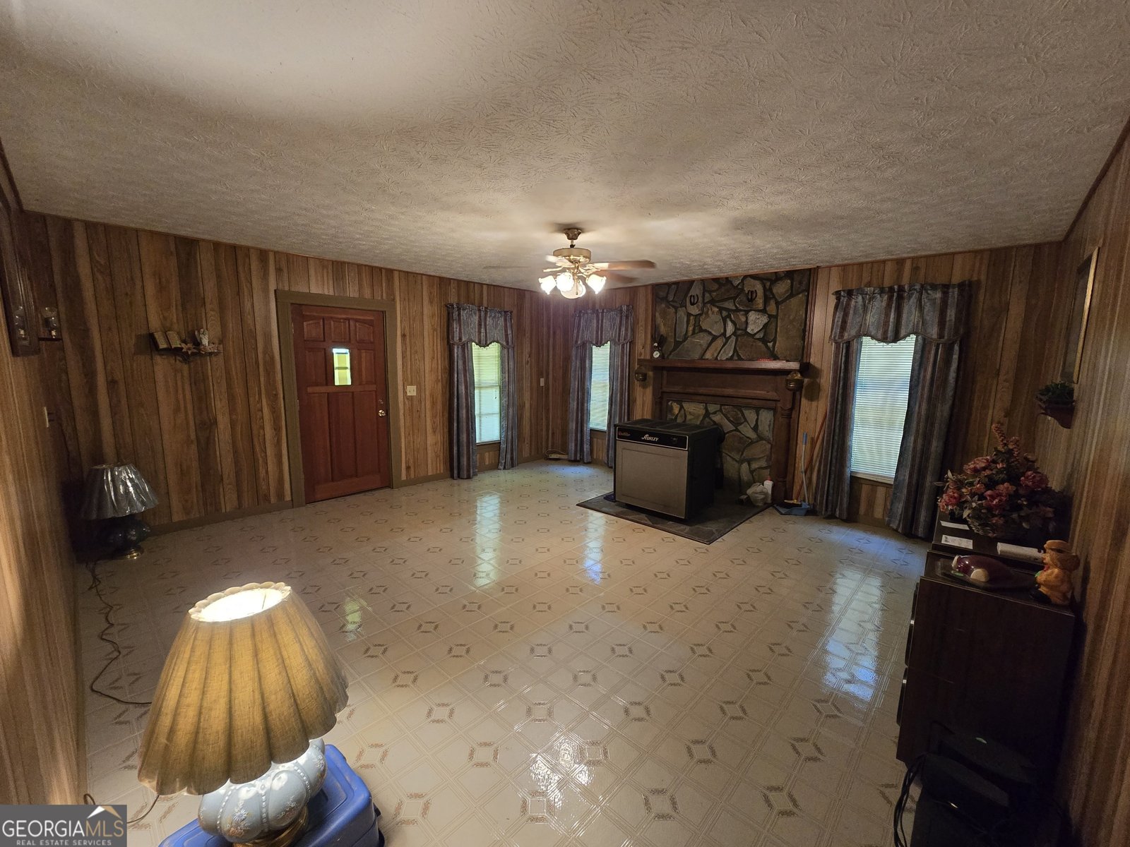 11953 Henderson Mountain Road Fairmount - 45