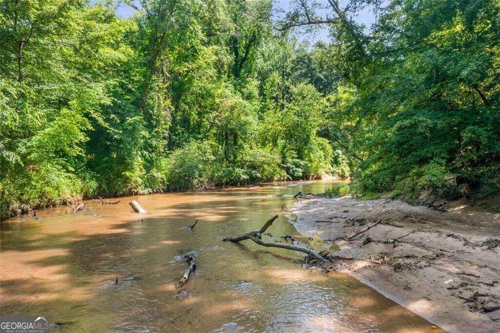 3143 Demooney Road College Park - 17