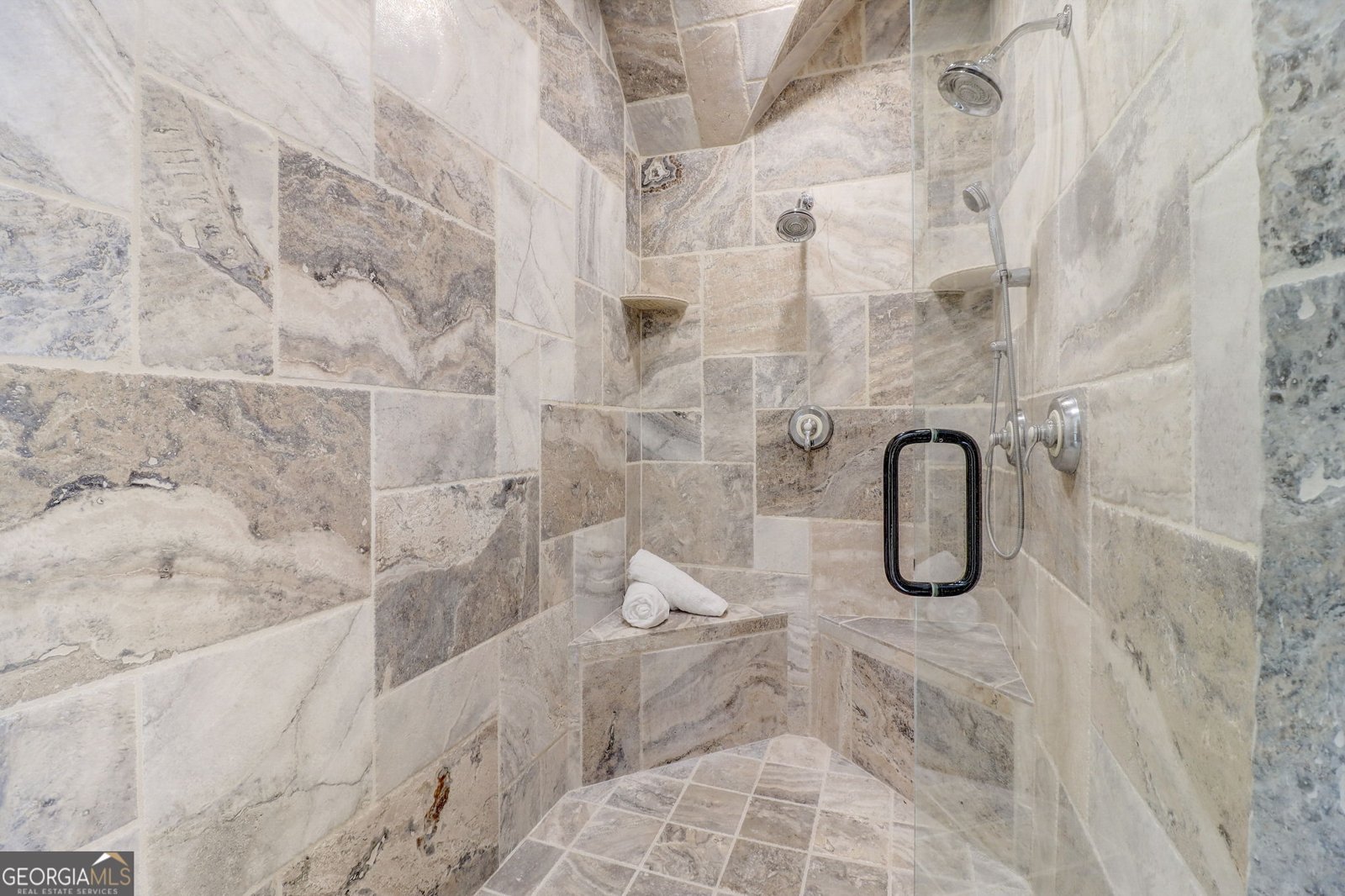 6219 Woodlake Drive Buford - 33