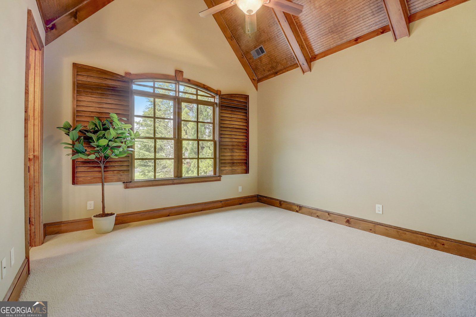 6219 Woodlake Drive Buford - 43