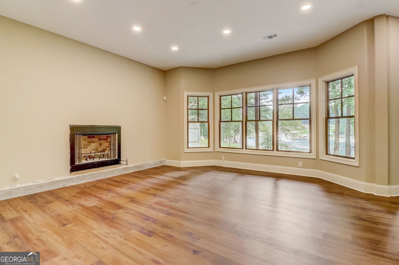 6219 Woodlake Drive Buford - 54