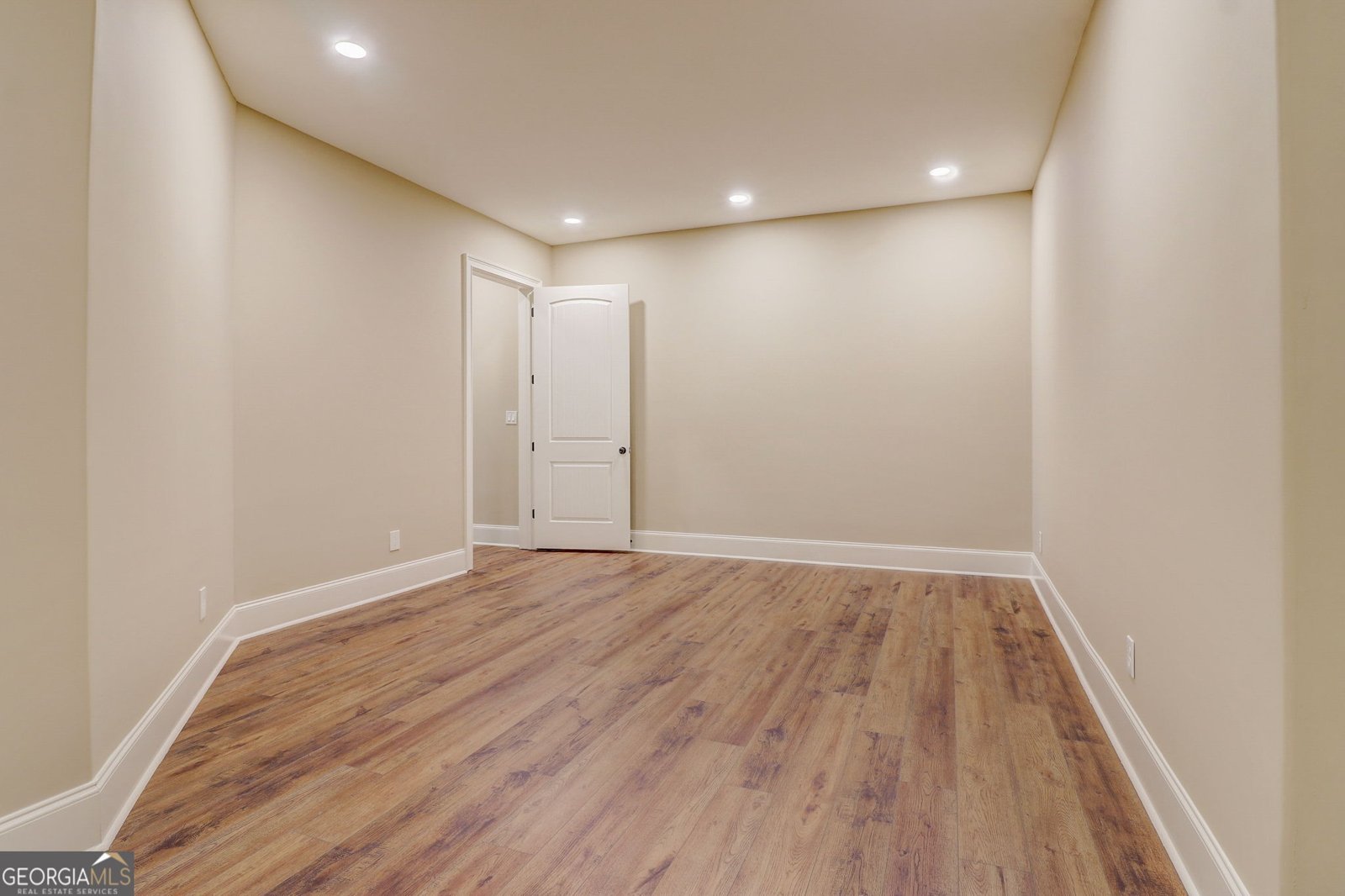 6219 Woodlake Drive Buford - 66