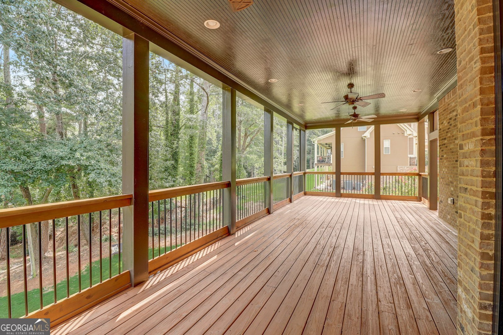 6219 Woodlake Drive Buford - 75