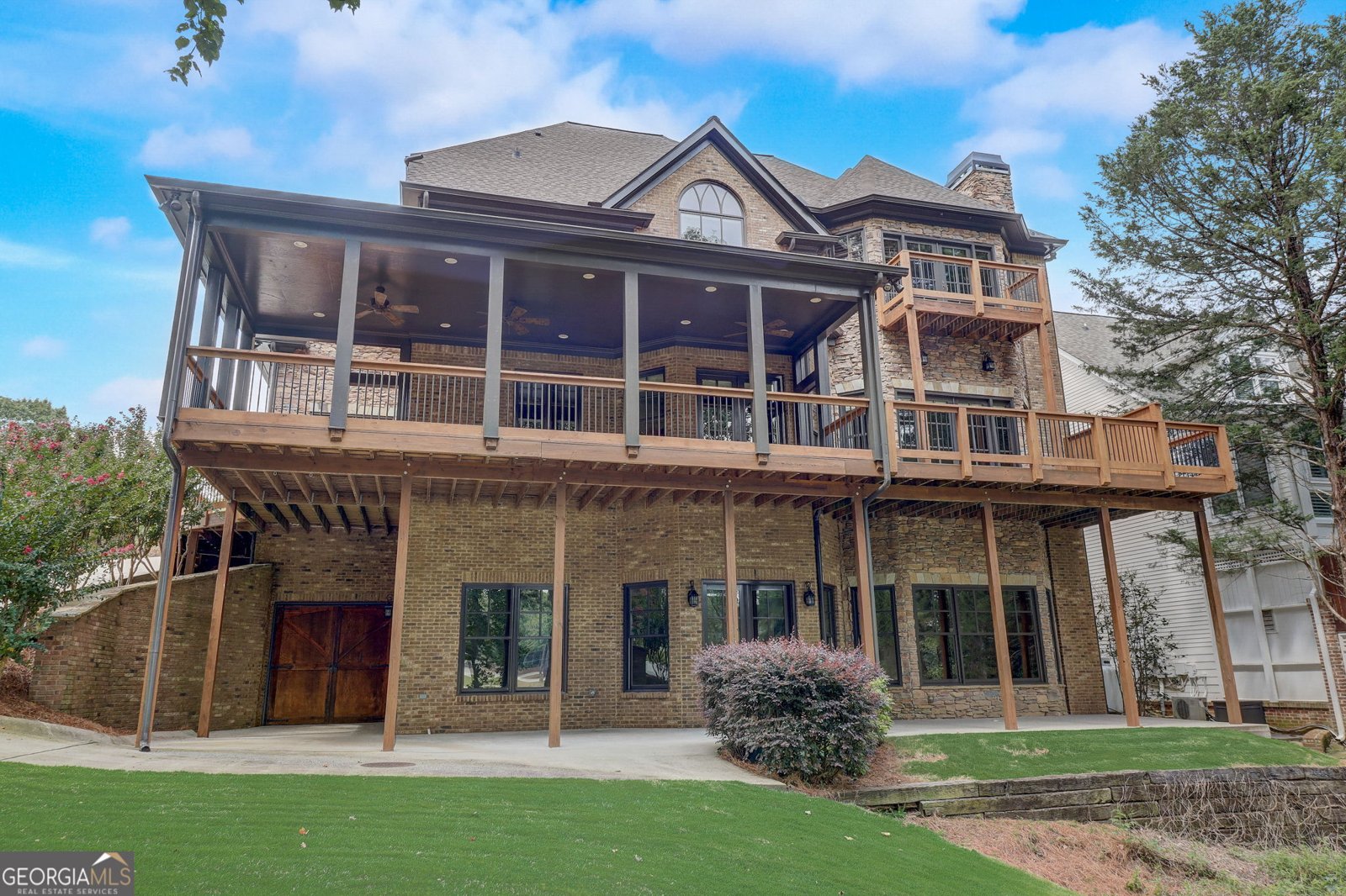 6219 Woodlake Drive Buford - 78