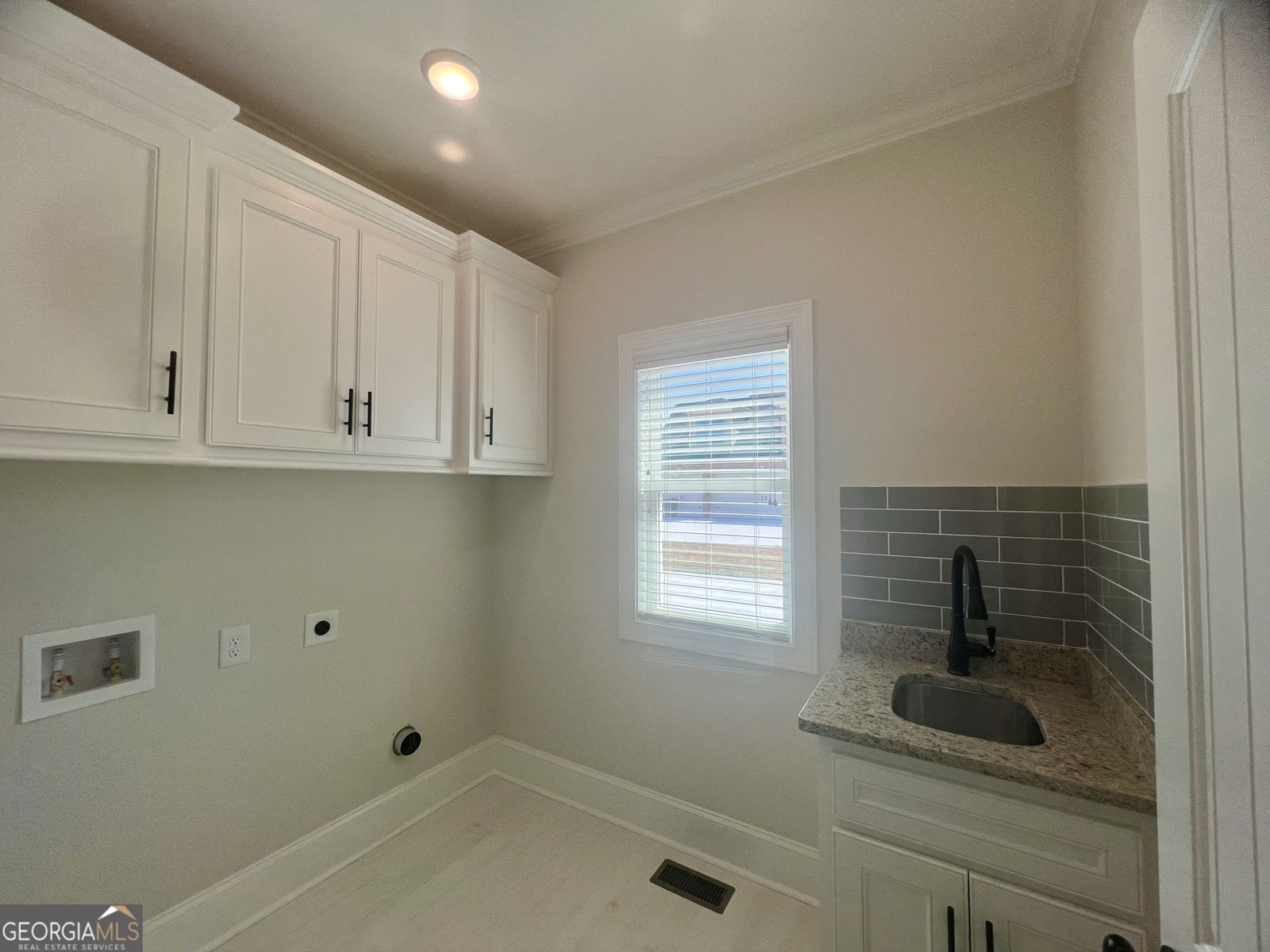 1472 Lily Lane Statham - 11