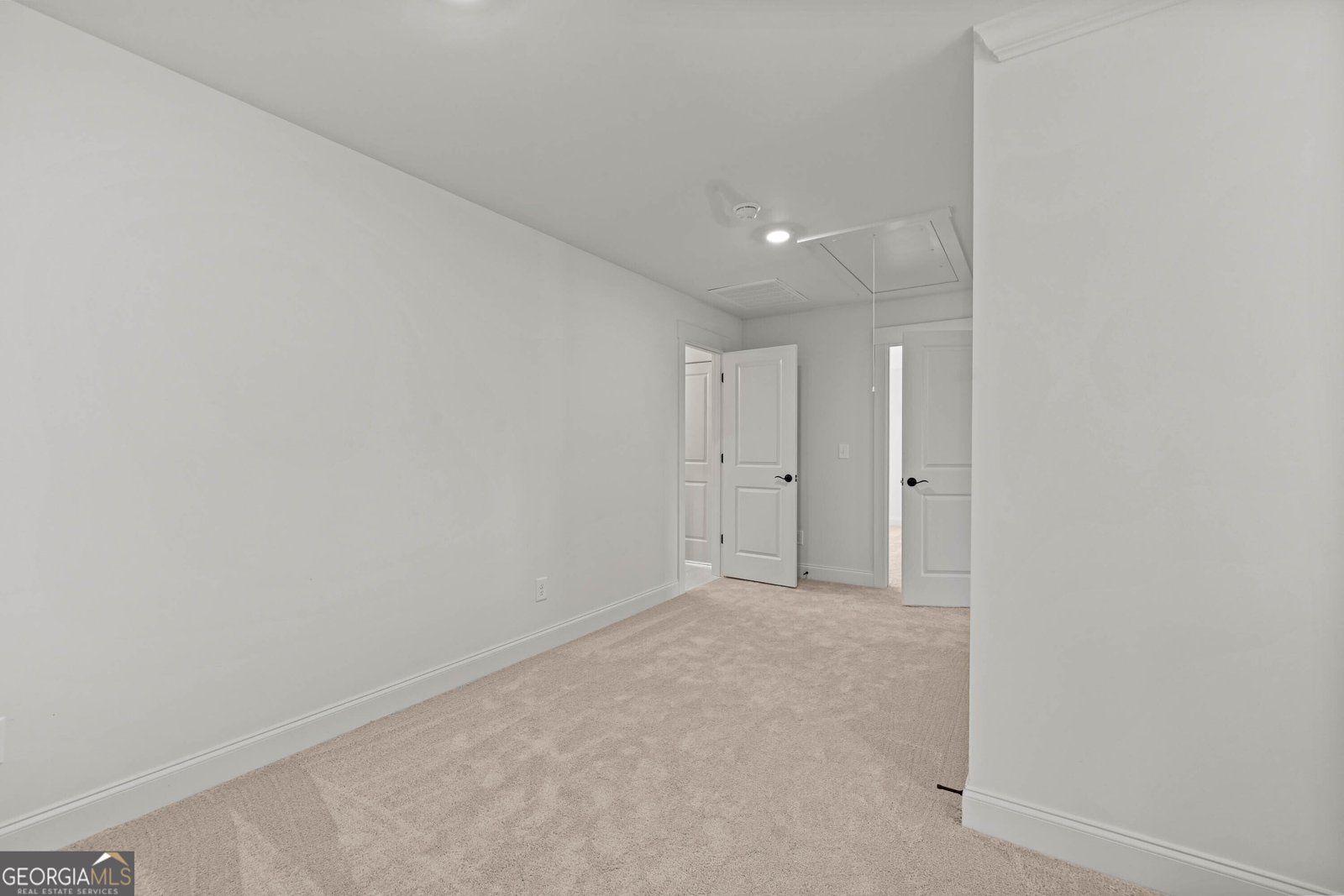 1350 Legend Drive Greensboro - 40