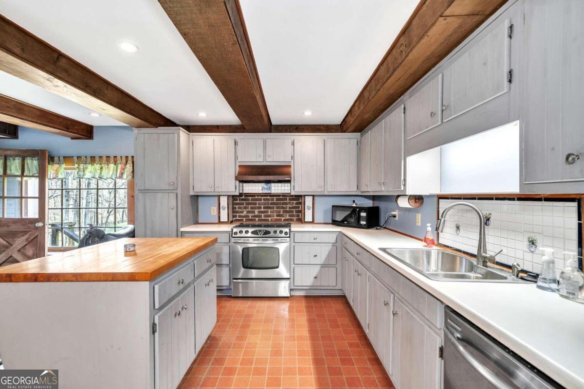 450 Pat Rich Drive Canton - 36
