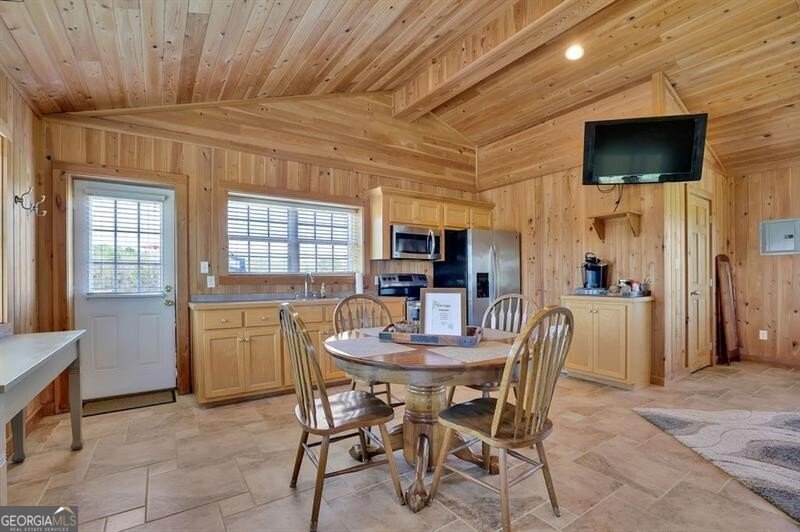 3073 Highway 100 Greenville - 52