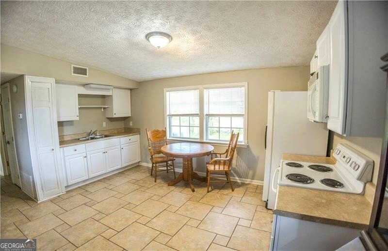 3073 Highway 100 Greenville - 64