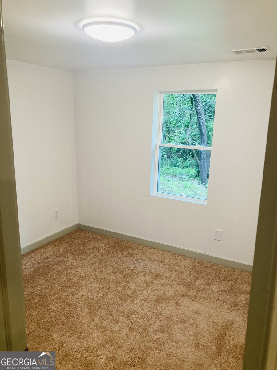 264 Moreland Avenue Athens - 12