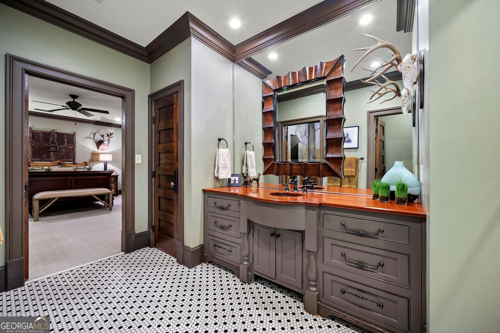 4524 Robert Drive Valdosta - 115