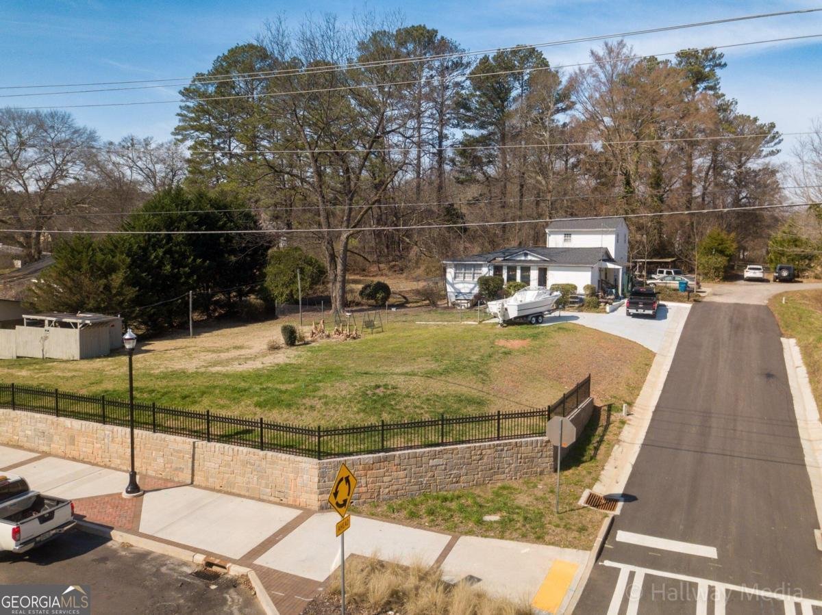 541 Mary Lou Street Suwanee - 4