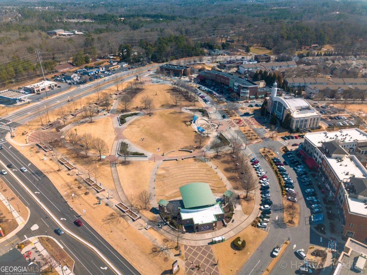 541 Mary Lou Street Suwanee - 9