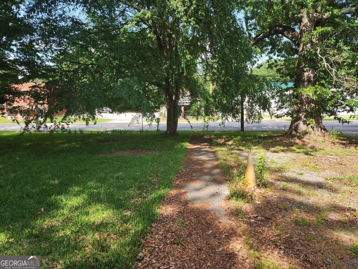 688 Main Street Whitesburg - 13