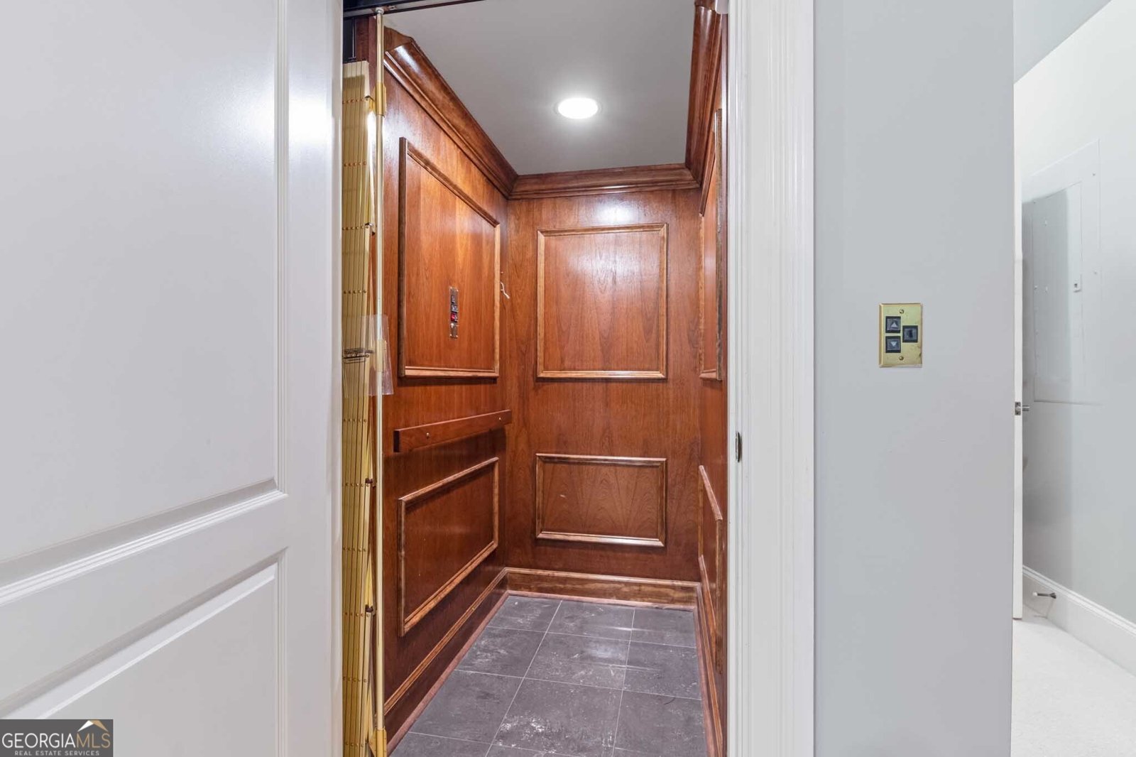 306 Cascade Road Columbus - 34
