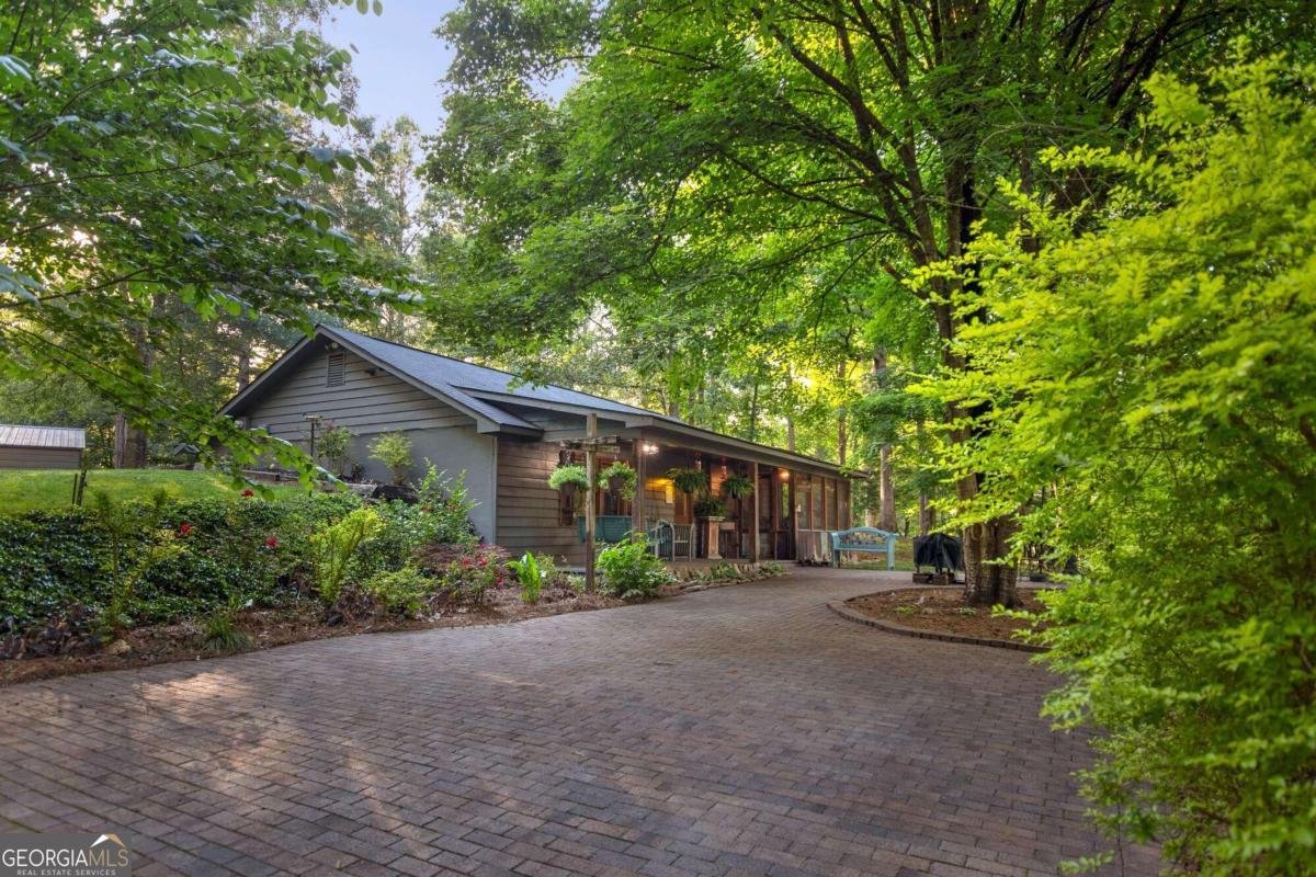703 Haygood Road Resaca - 2