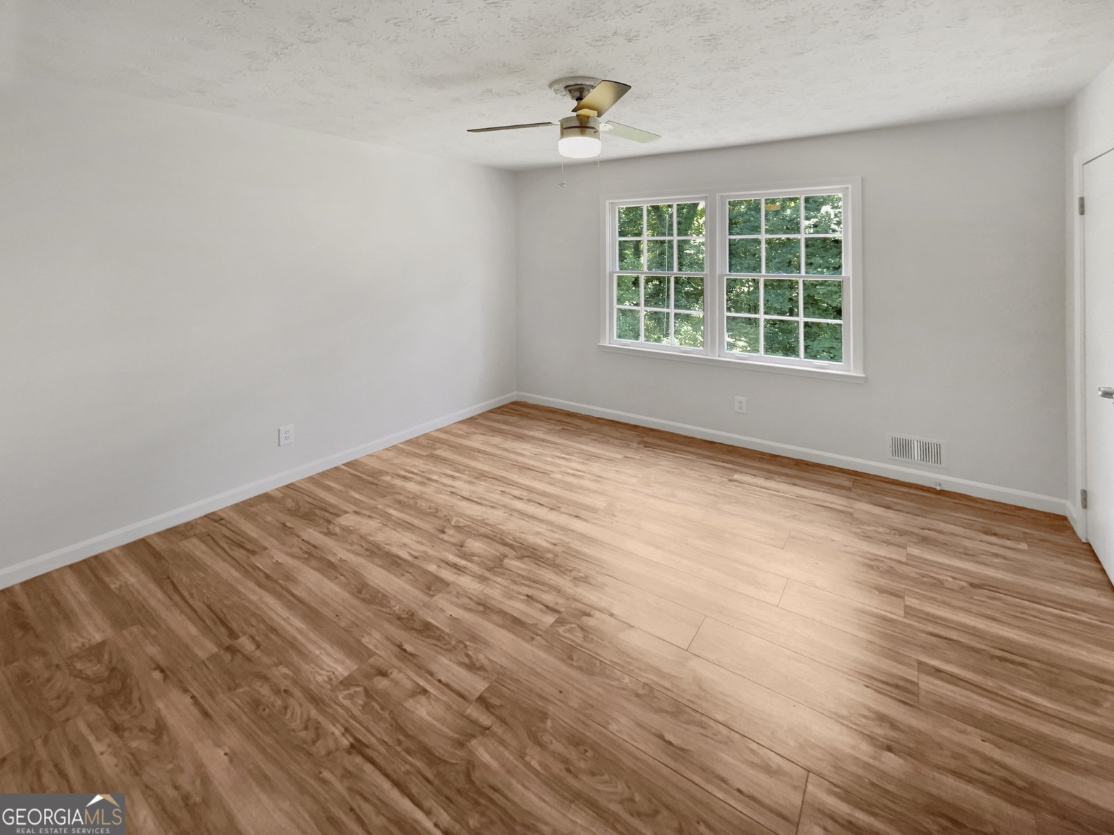 3188 Village Glen Drive Snellville - 3