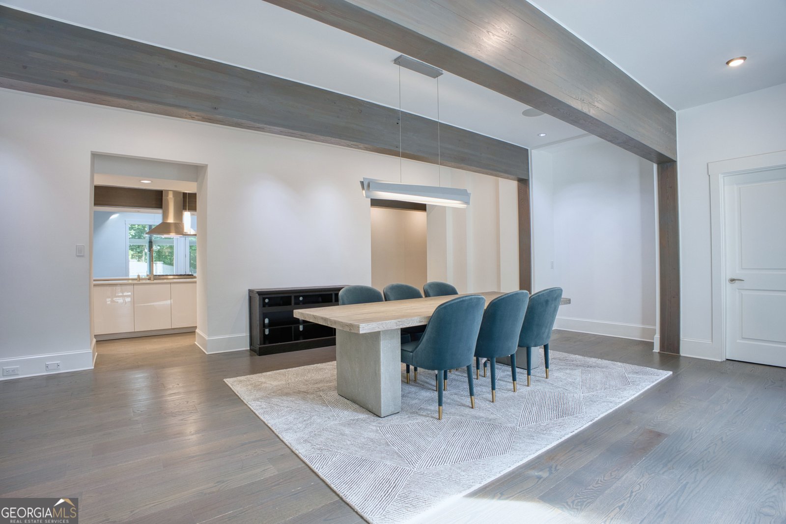 2883 Roxboro Road Atlanta - 20