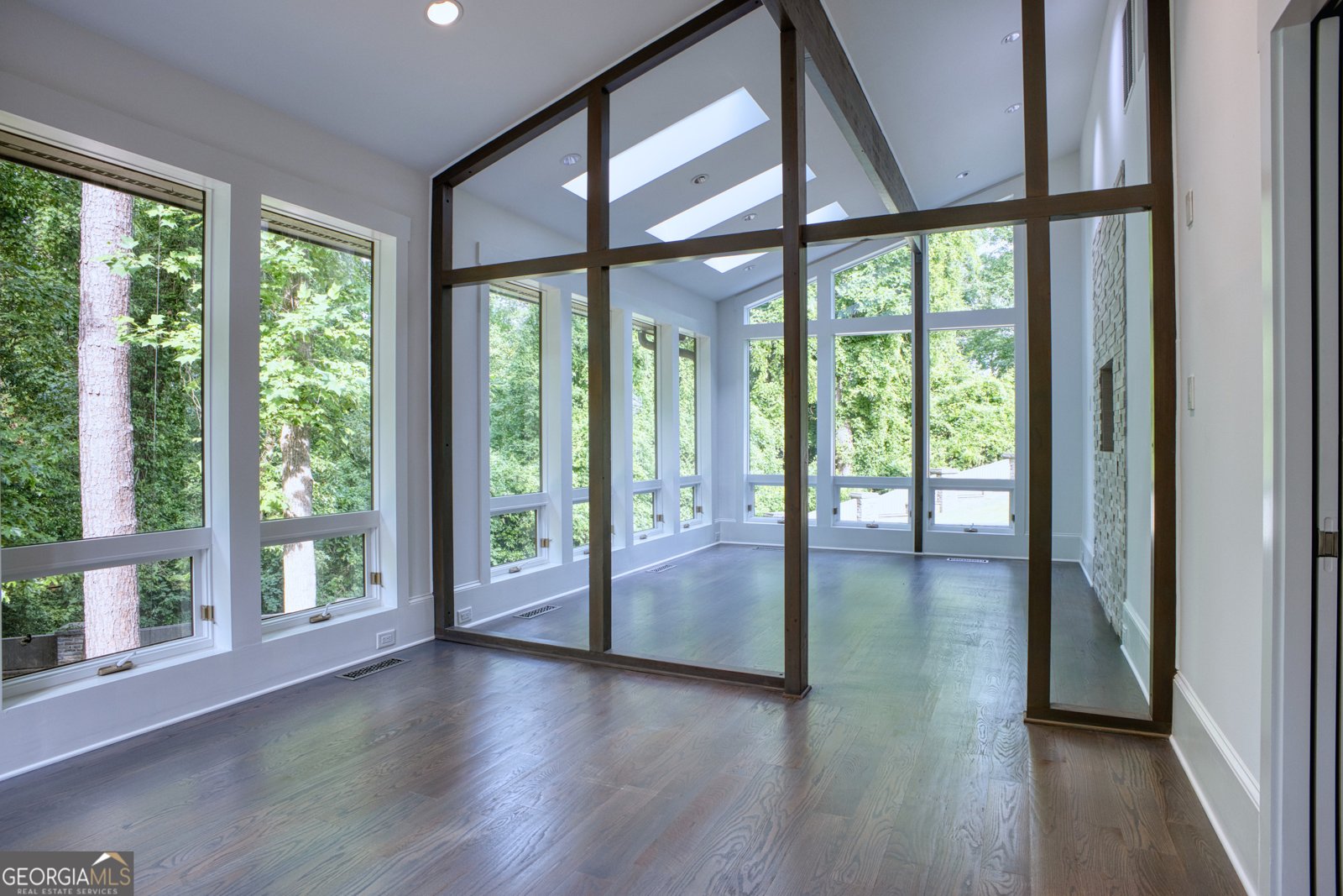 2883 Roxboro Road Atlanta - 26