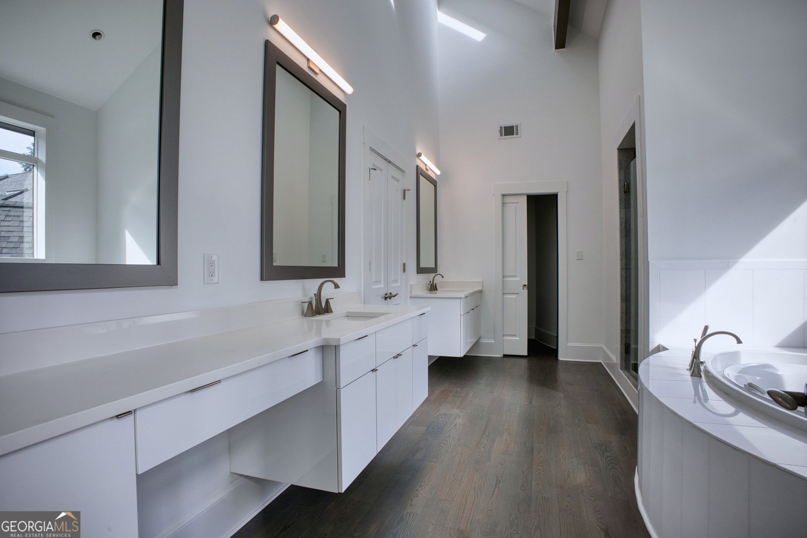 2883 Roxboro Road Atlanta - 41