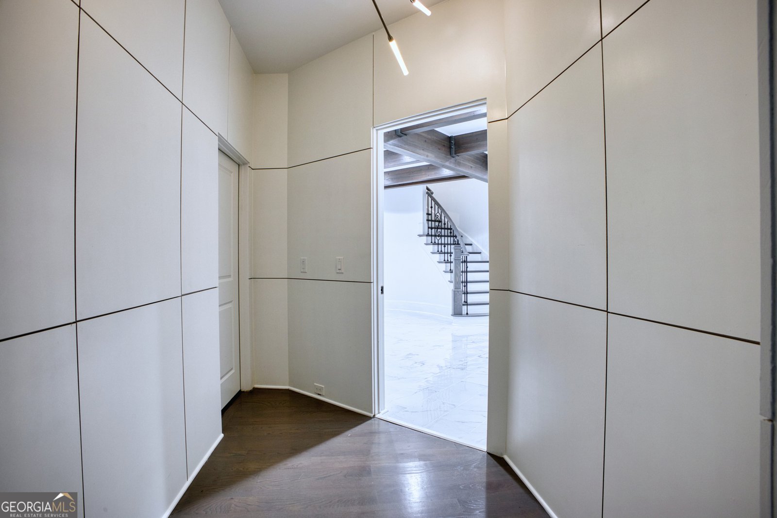 2883 Roxboro Road Atlanta - 56