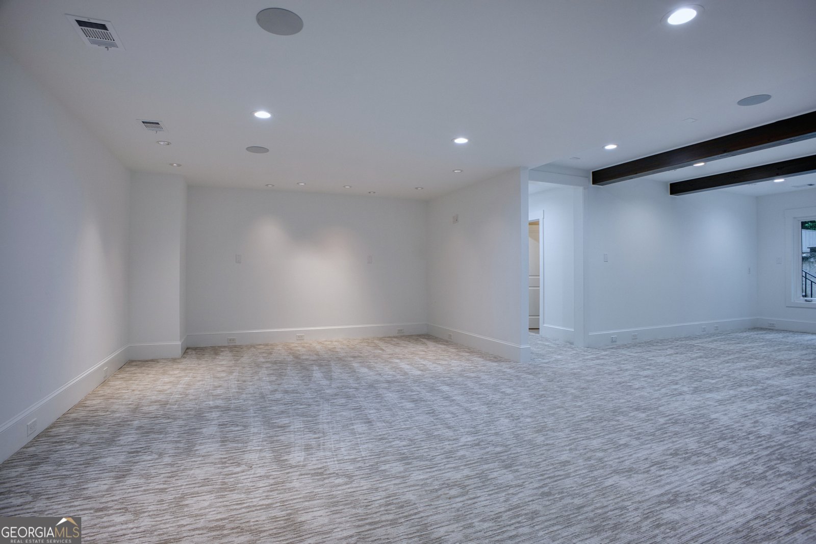 2883 Roxboro Road Atlanta - 57