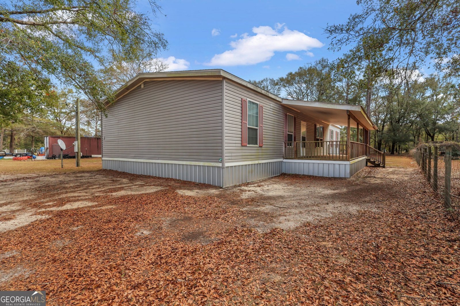 47 Yellow Pine Road Jesup - 1