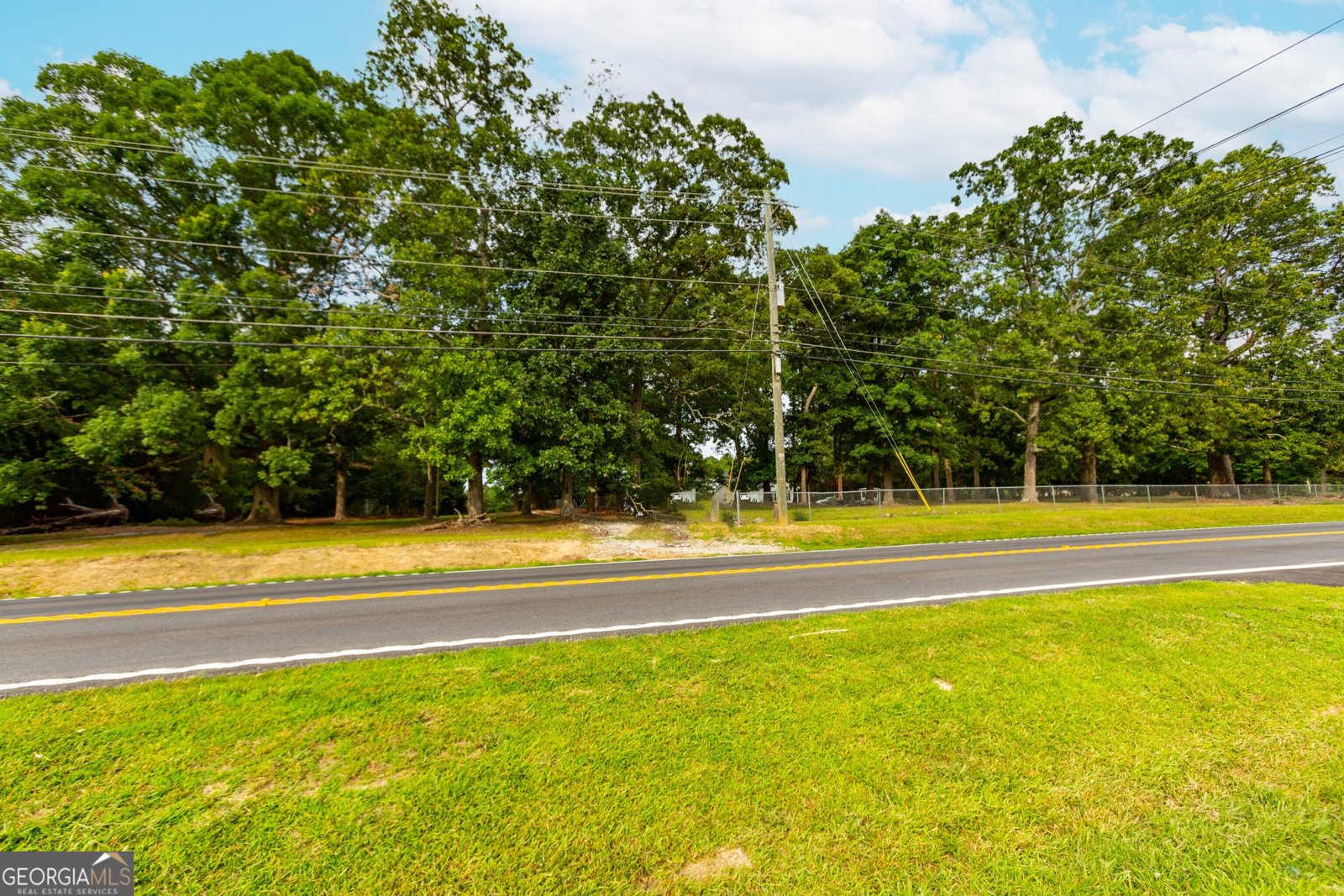 1042 Harbins Road Dacula - 16