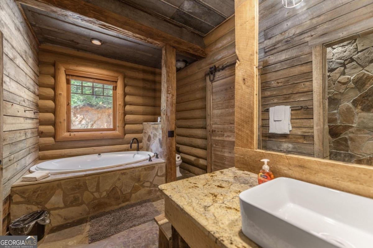 976 Mull Valley Road Morganton - 24