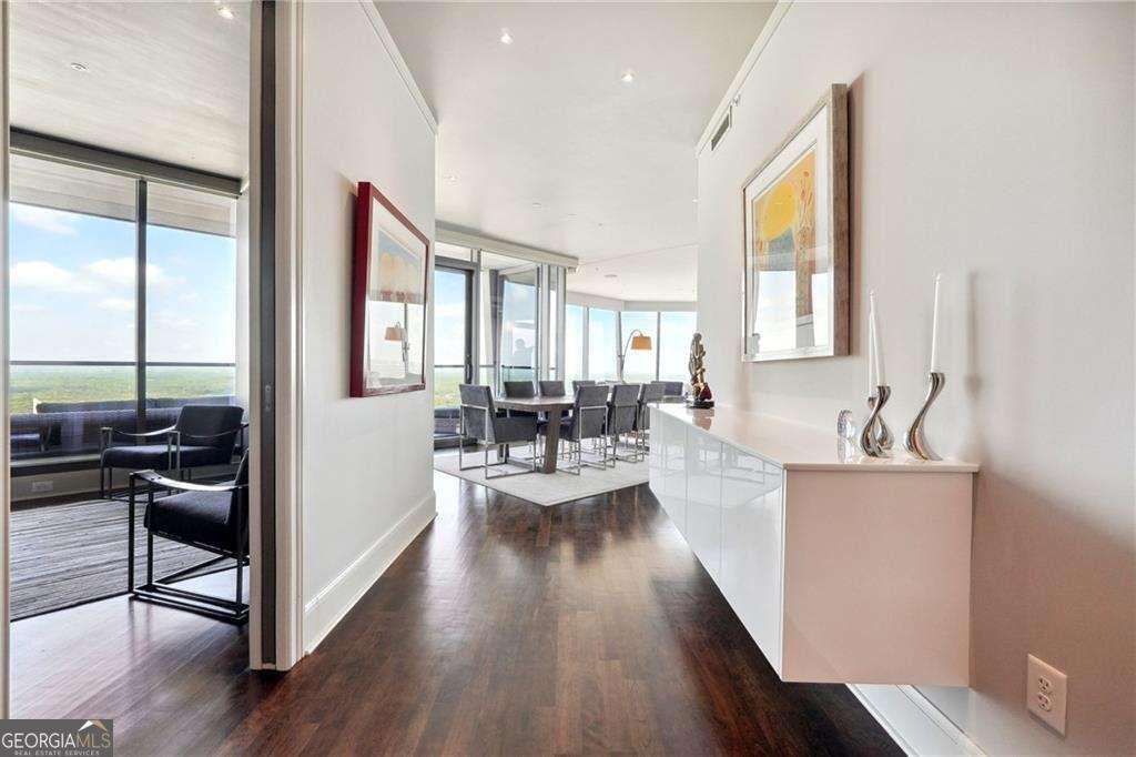 3344 Peachtree Road Atlanta - 10