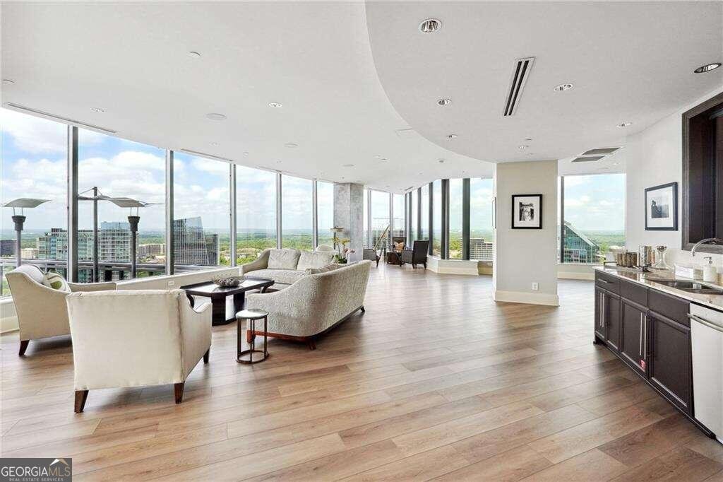 3344 Peachtree Road Atlanta - 32