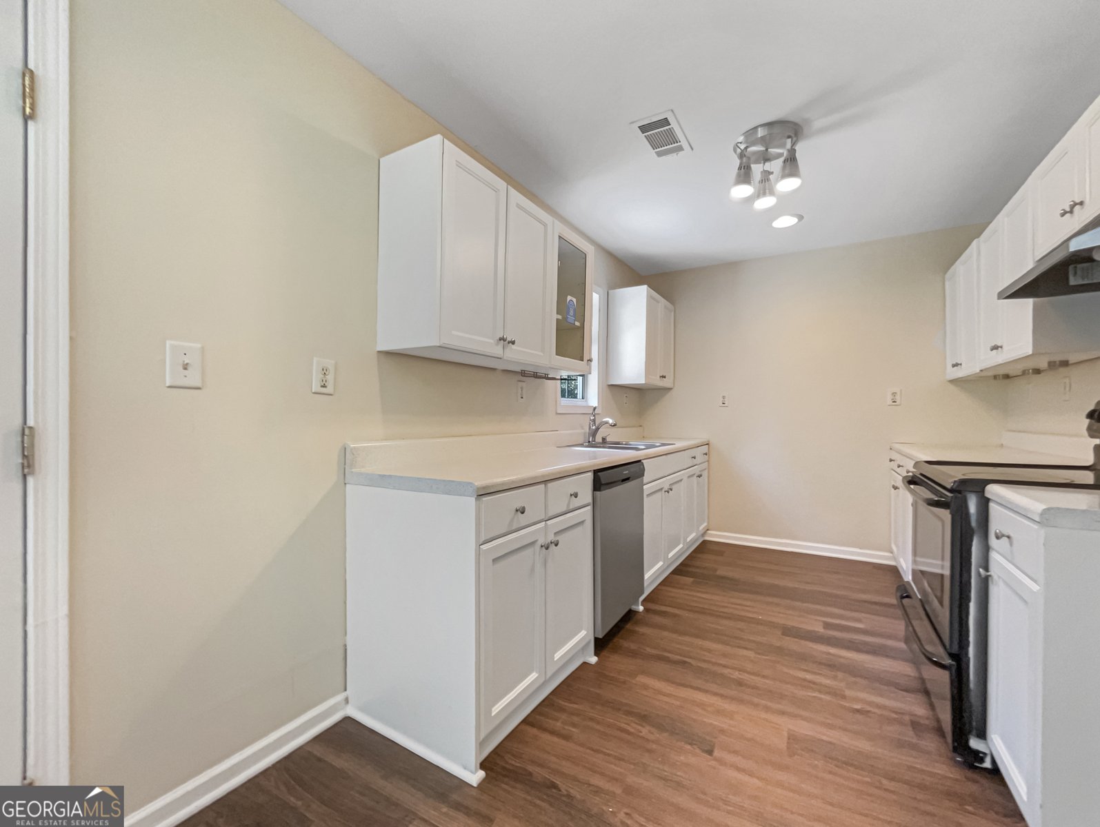 89 Elsberry Road Dallas - 6