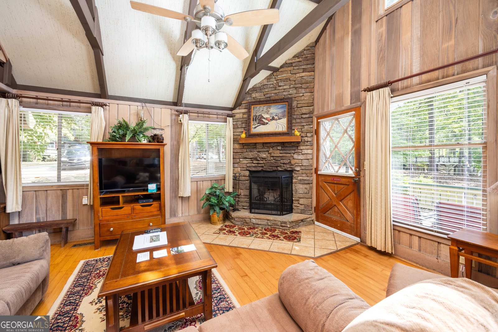 14475 Highway 18 Pine Mountain - 12