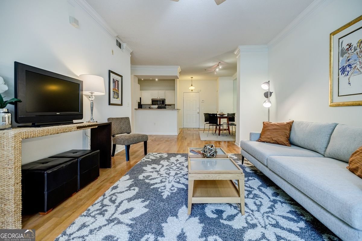 955 JUNIPER Street Atlanta - 10