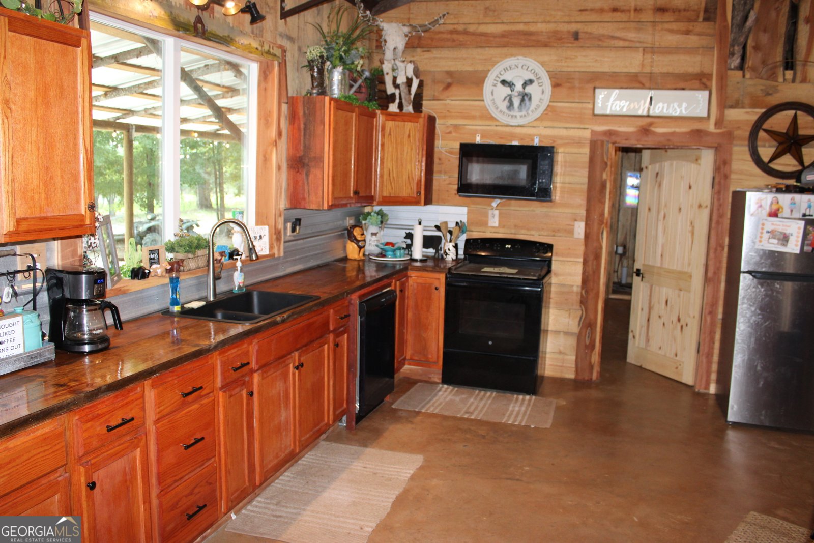 1058 COLLINS Road GORDON - 27