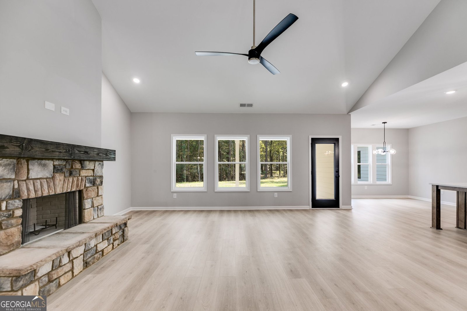 831 Banks Circle Carrollton - 12