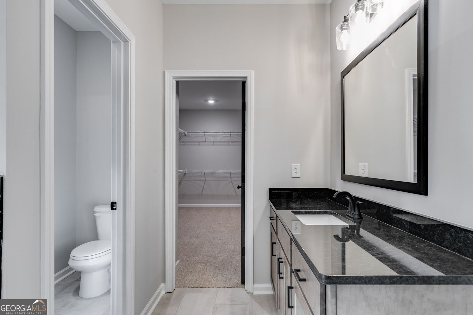 831 Banks Circle Carrollton - 33