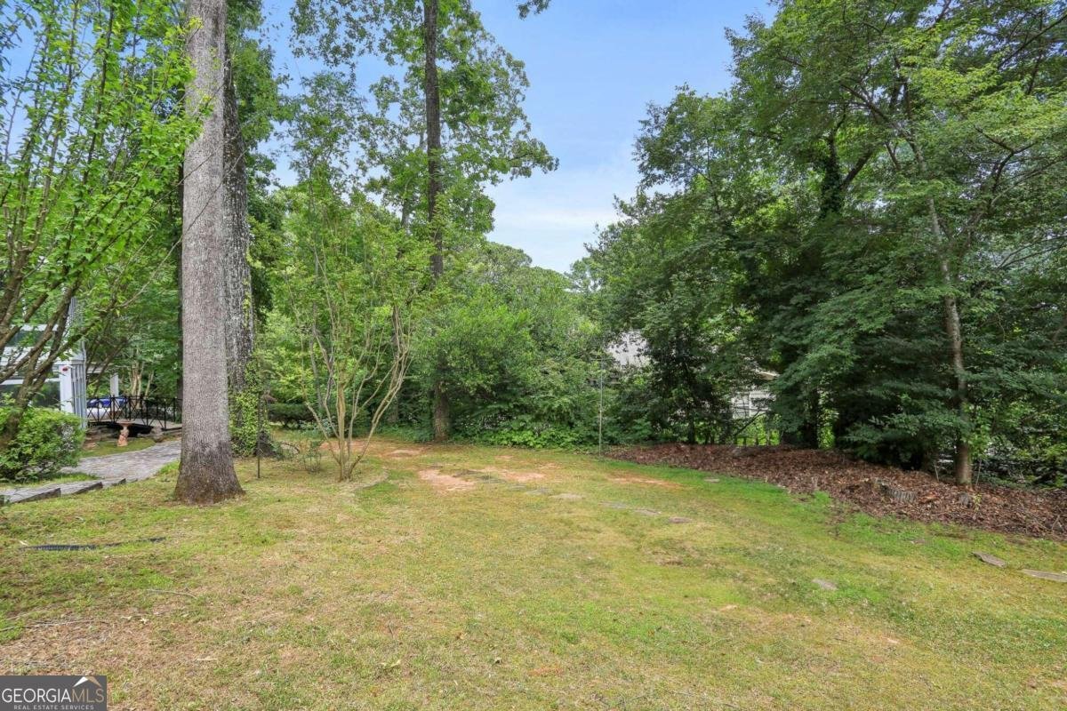 5622 Williamsburg Drive Norcross - 39
